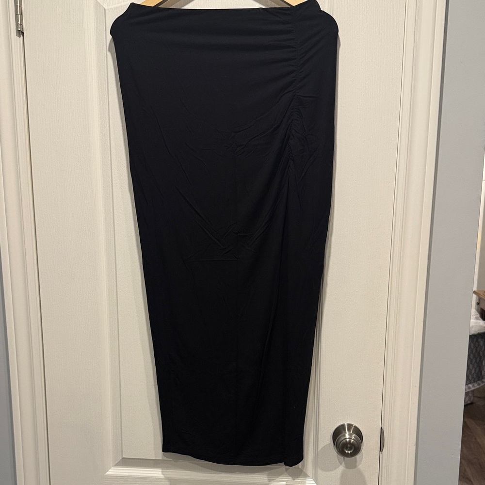 Chic Black Pencil Skirt
